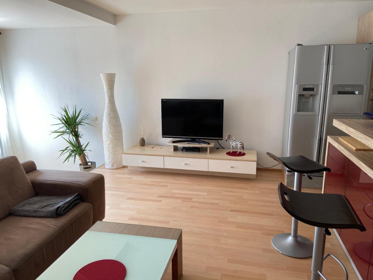 Bright Apartment With A Free Parking Garage @ Wienerberg Exteriör bild