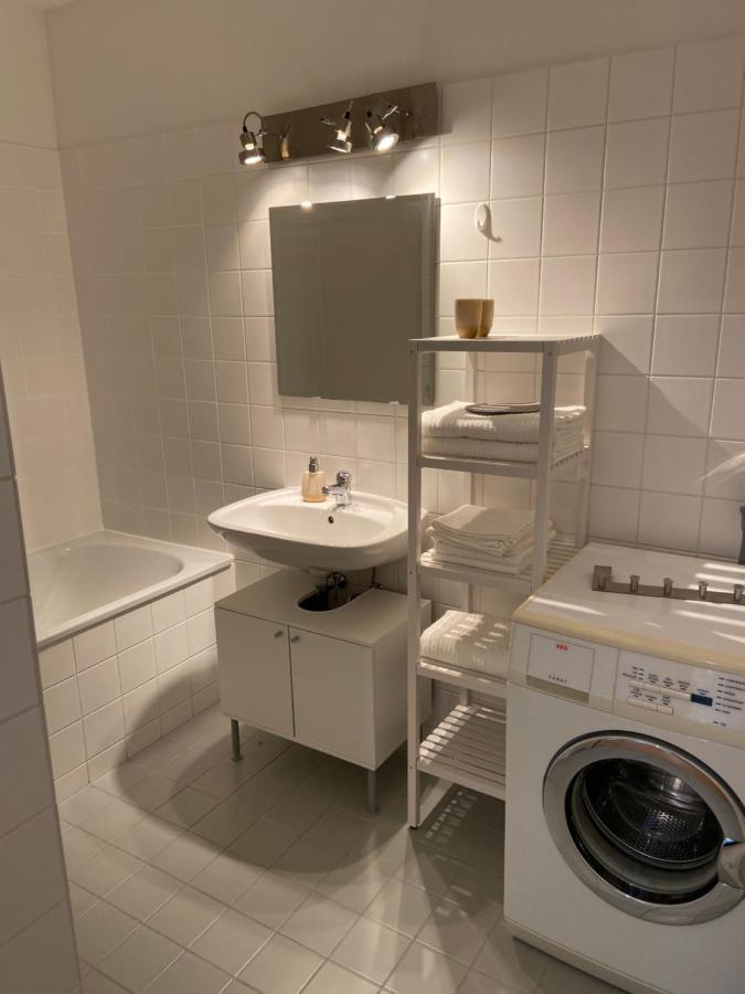 Bright Apartment With A Free Parking Garage @ Wienerberg Exteriör bild