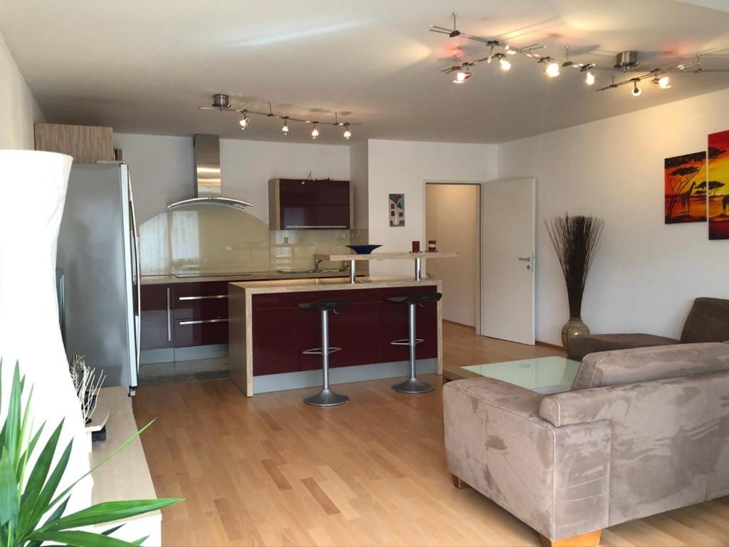 Bright Apartment With A Free Parking Garage @ Wienerberg Exteriör bild