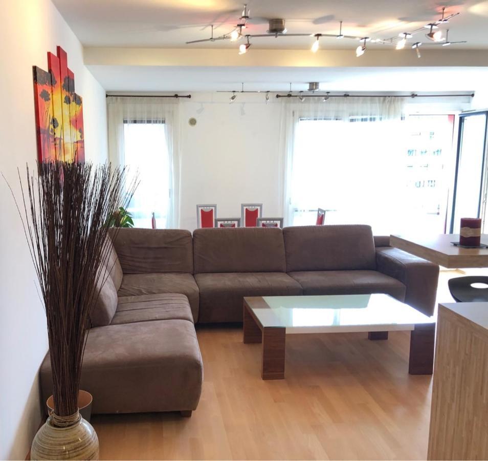 Bright Apartment With A Free Parking Garage @ Wienerberg Exteriör bild